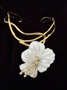 🆕 Alexis Bittar Pansy Lucite Vine Collar - night Pansy NWOT